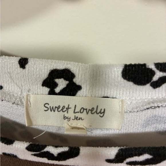 Sweet Lovely long sleeve top medium - Picture 2 of 6